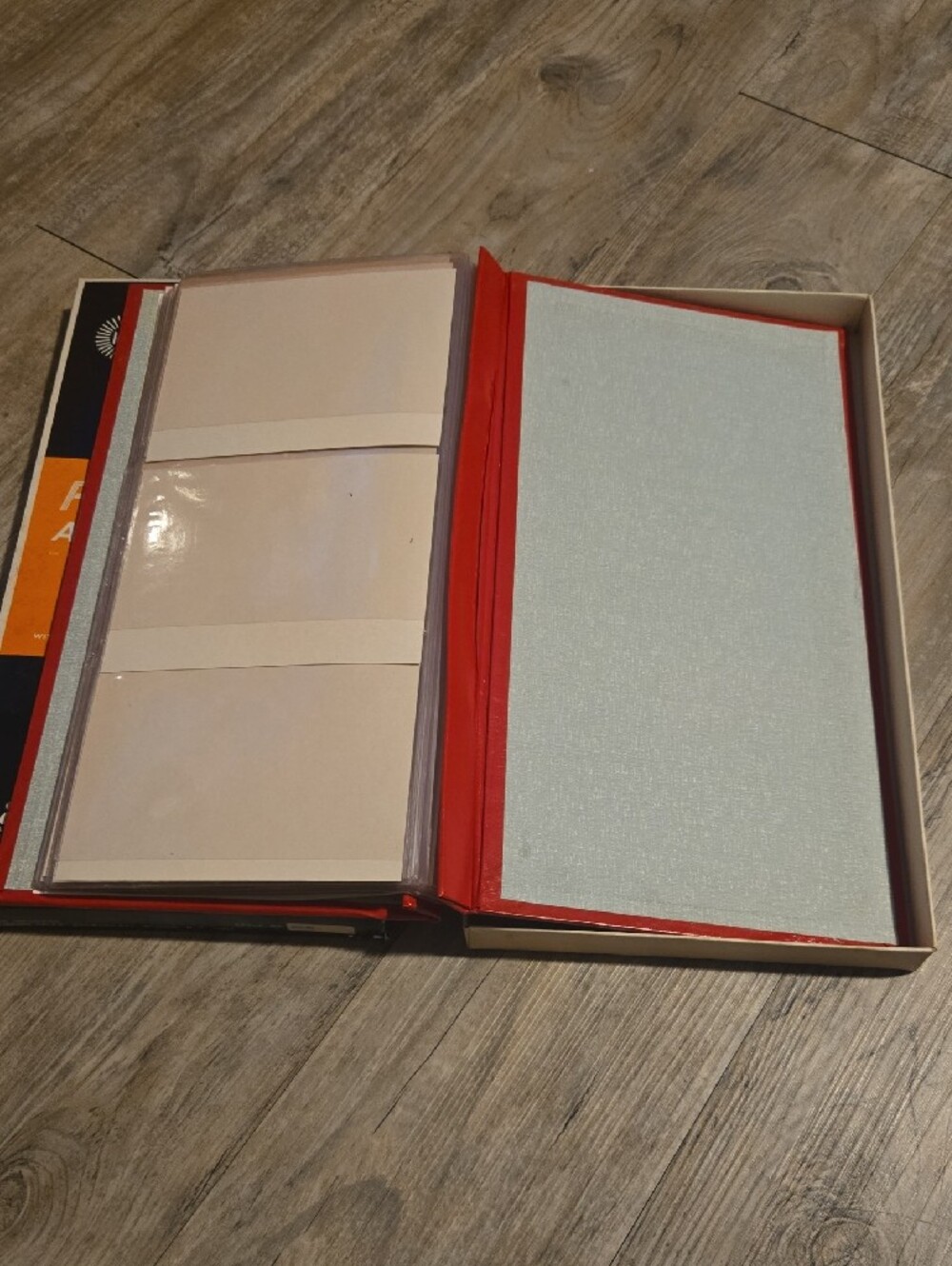 Vintage Post Card Album With European Postcards - Picture 6 of 10